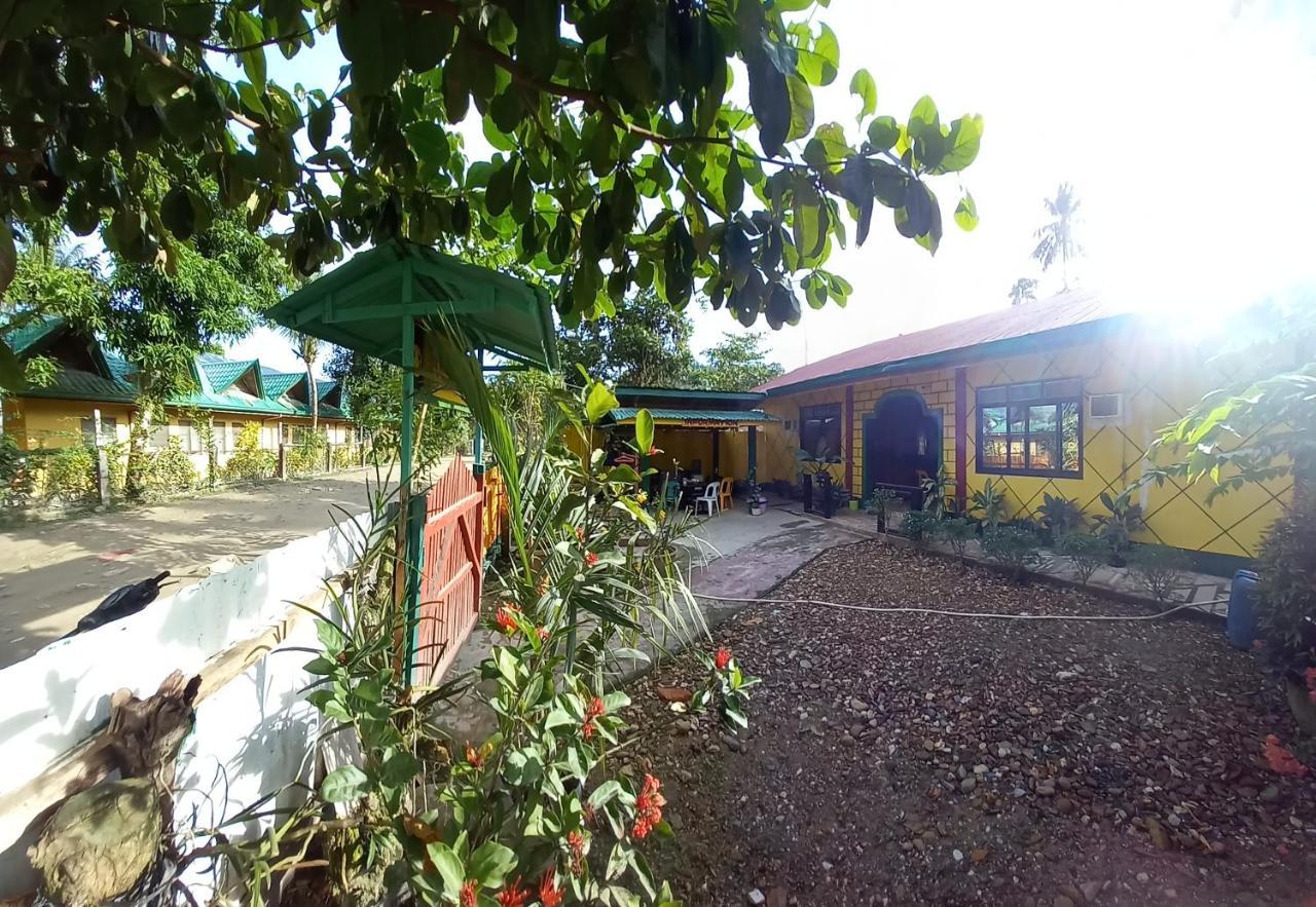 Rodel Yellow Hauz Itaytay Exterior photo